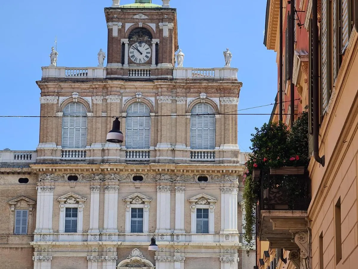 Residenza Tulipano - Modena Dom Apartman