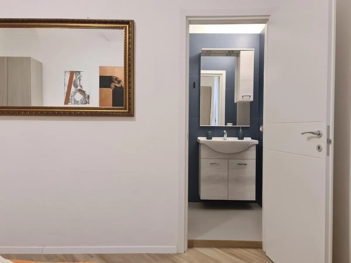 Residenza Tulipano - Modena Dom Apartman